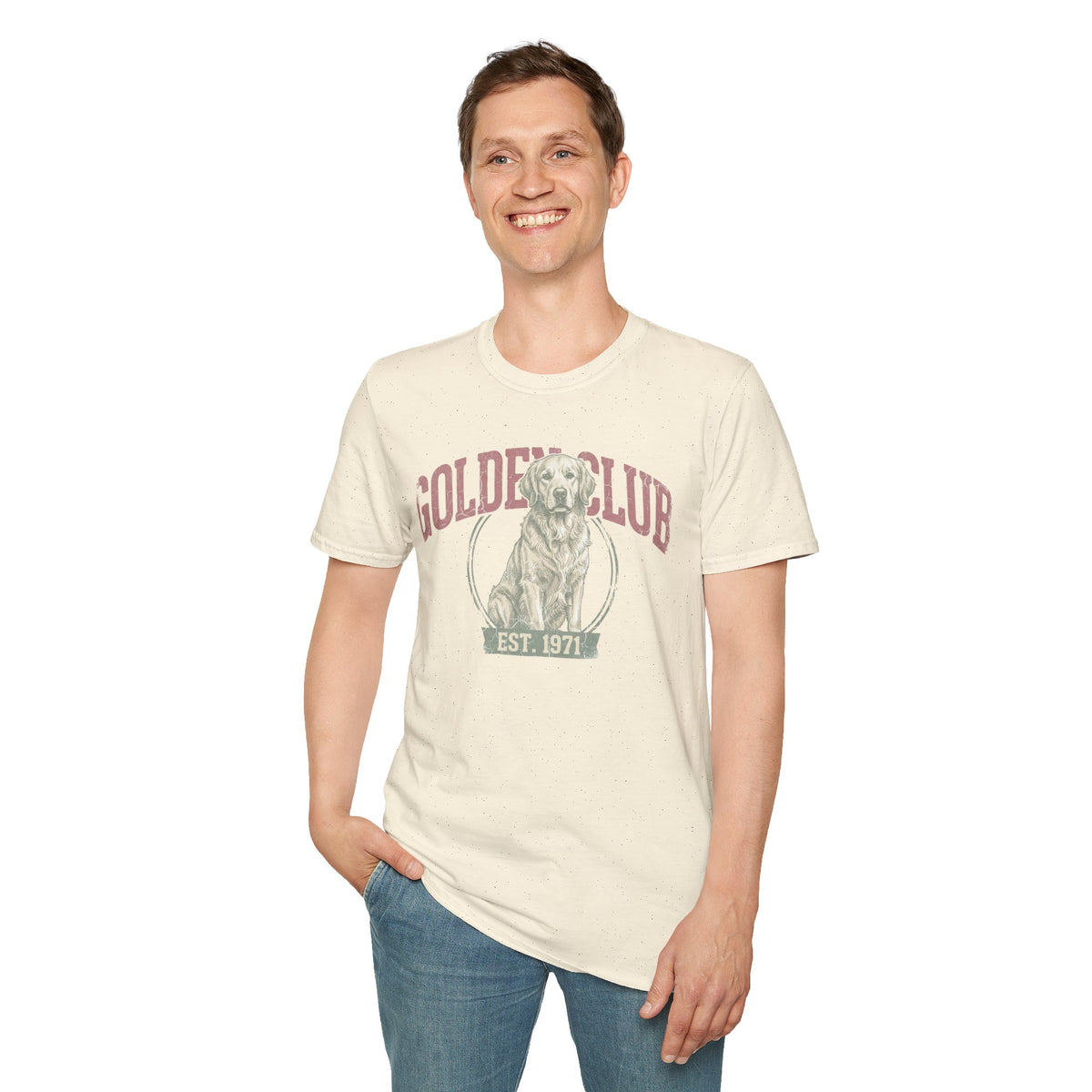 Golden Club T‑Shirt — Vintage Labrador Graphic Tee (Est. 1971)