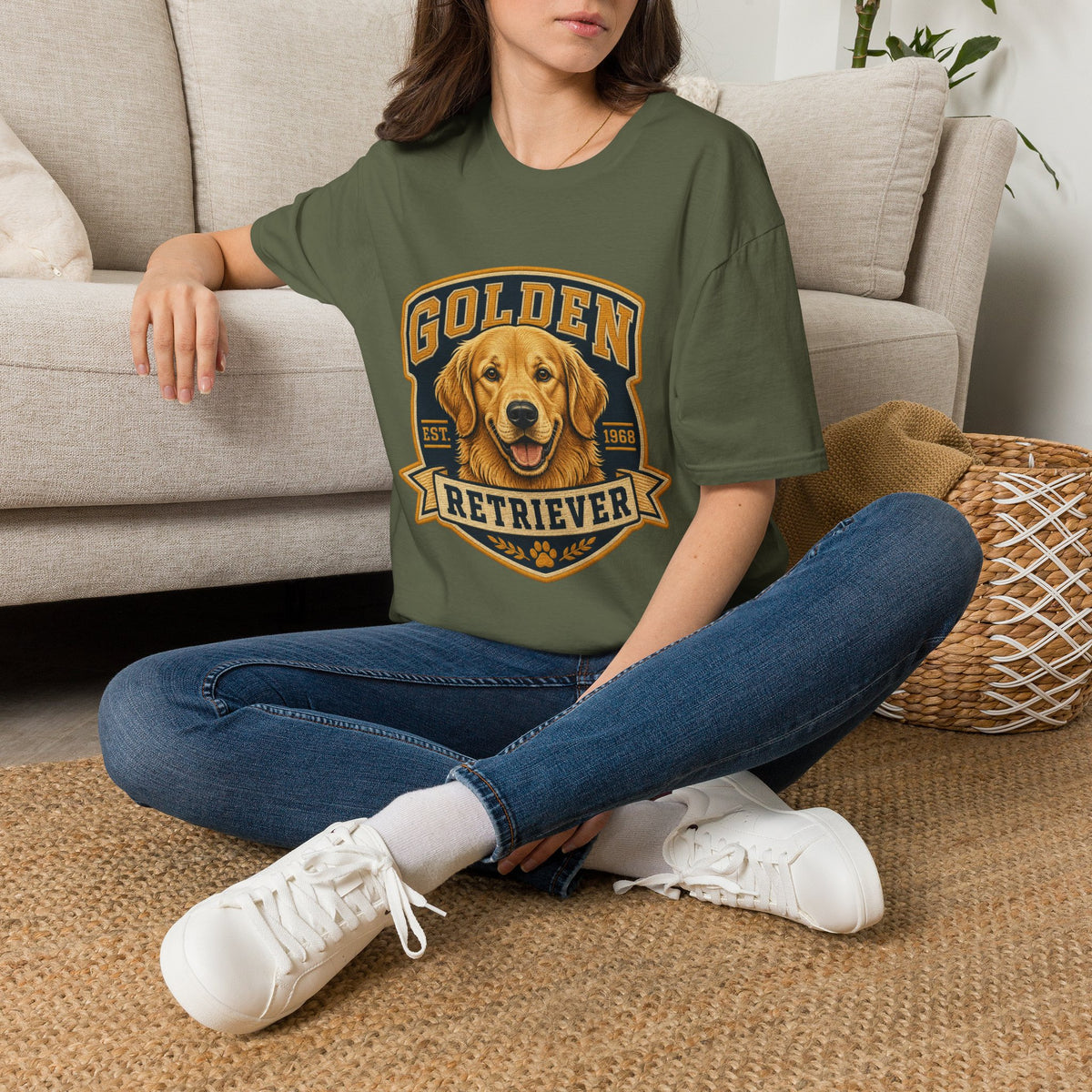 Golden Retriever T-Shirt — Vintage Dog Portrait Tee