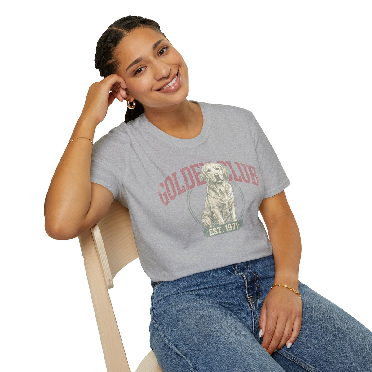 Golden Club T‑Shirt — Vintage Labrador Graphic Tee (Est. 1971)