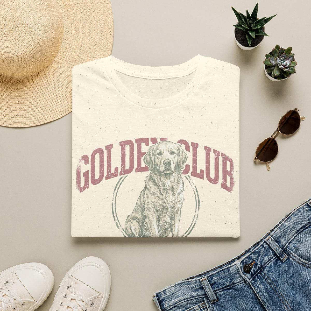 Golden Club T‑Shirt — Vintage Labrador Graphic Tee (Est. 1971)